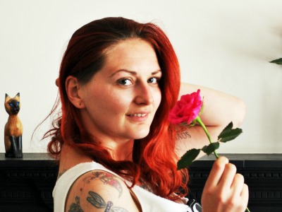 Bonjour, Blogger! Bonjour, Blogger! : Erin image 1
